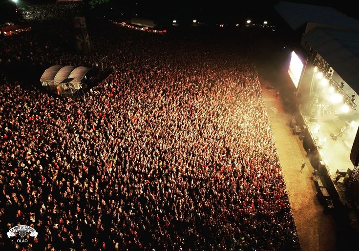 Drone survenolant un événement d'entreprise